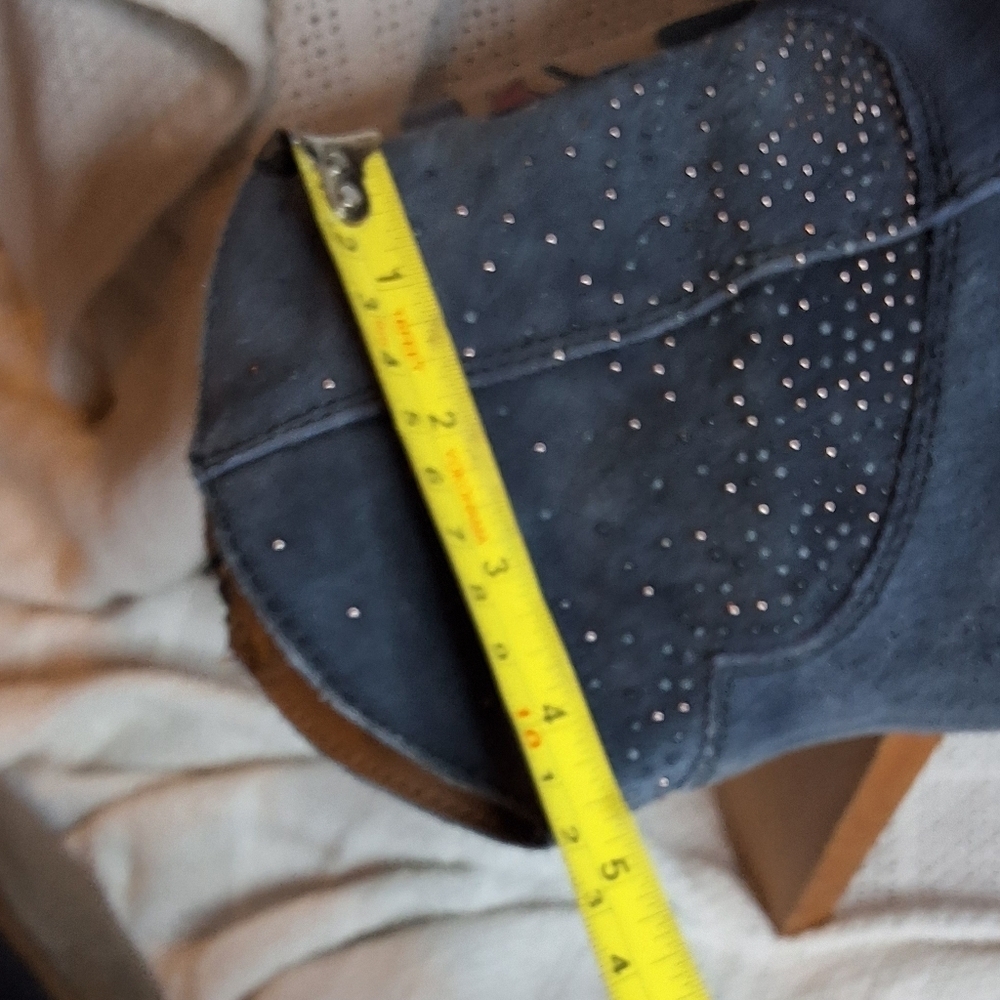 BØC Blue Studded Suede Western Ankle Boots Size 7 Boho Cowboy Booties - Picture 8 of 14